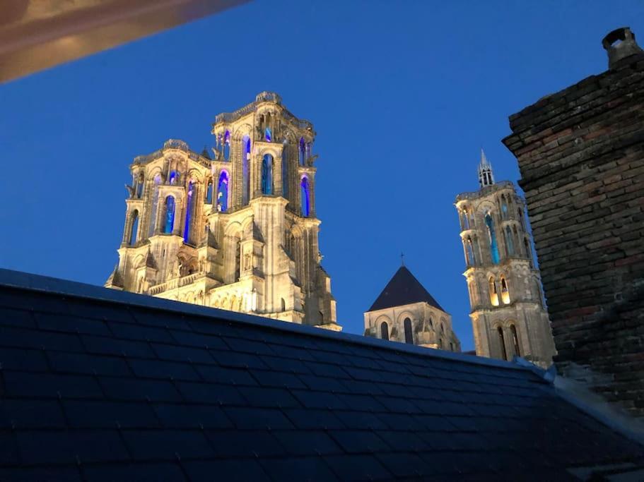 Suite De Charme Au Pied De La Cathedrale 랑 외부 사진